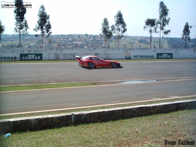 Endurance Londrina Ferrari 4